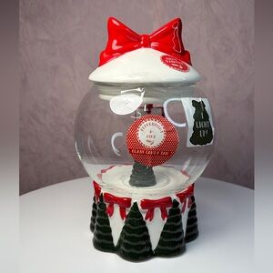 Peppermint & Pine Holiday Glass Jar with Light up Tree